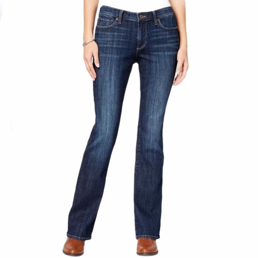 Lucky Brand 26 dark blue boot leg blue stitch jean
